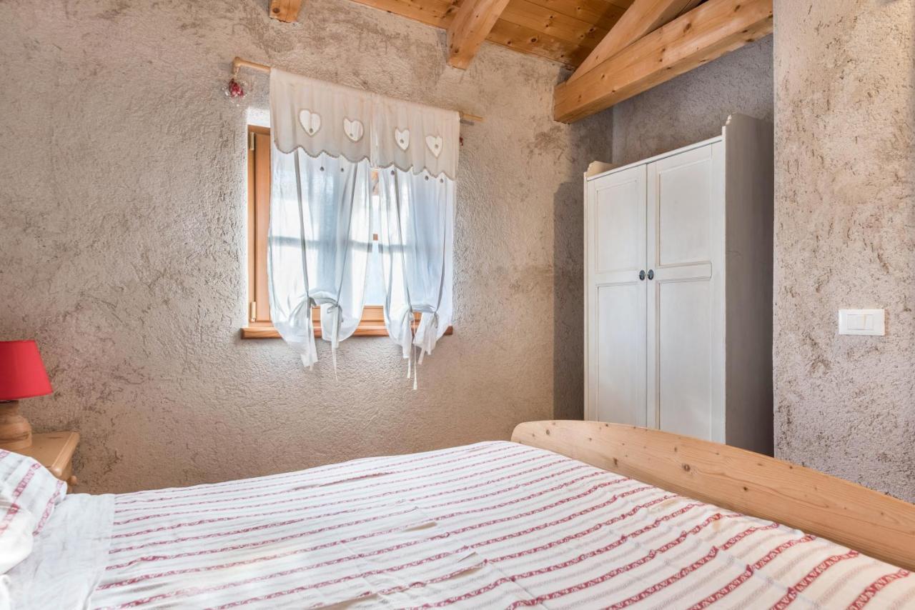 Baita Al Rossat Sant'Orsola Buitenkant foto